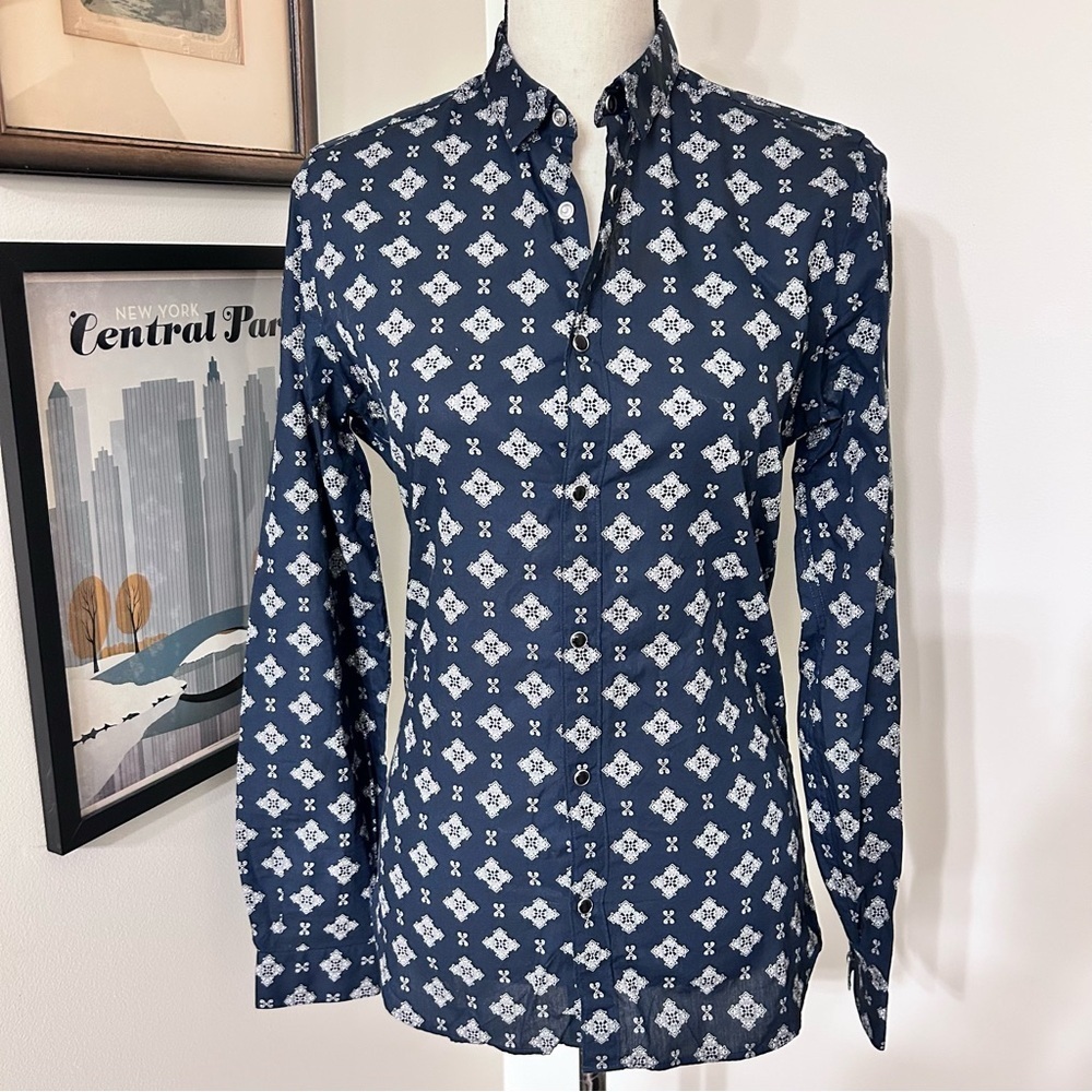 The Kooples Fitted Navy Button-Down Shirt White Medallion Print SZ XS